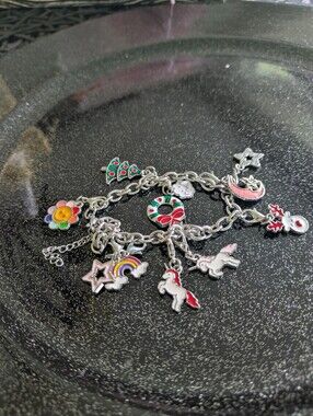 55. Holiday Charm Bracelet ($5/3for$12/Freewith$50purchase)